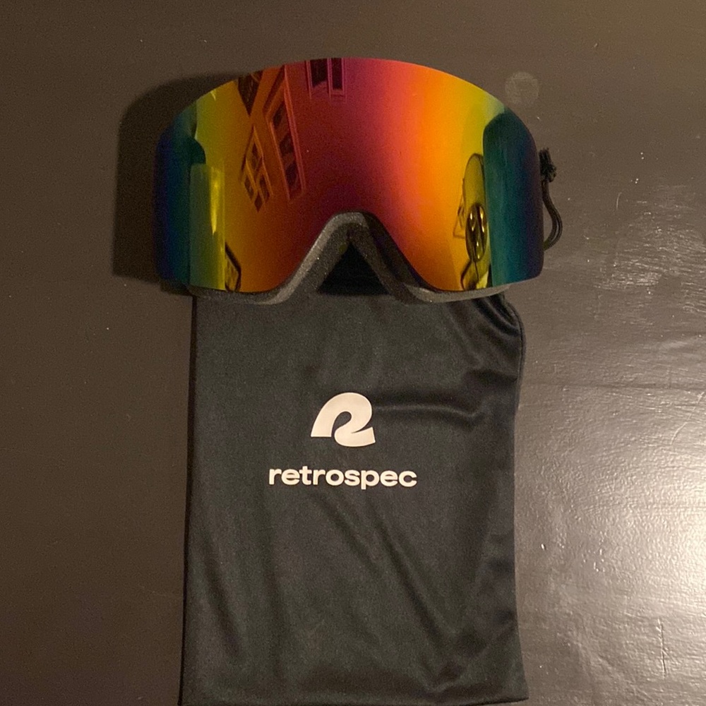 Retrospec Chameleon Tint / Polarized Winter Goggles - BRAND NEW (NEVER WORN)
